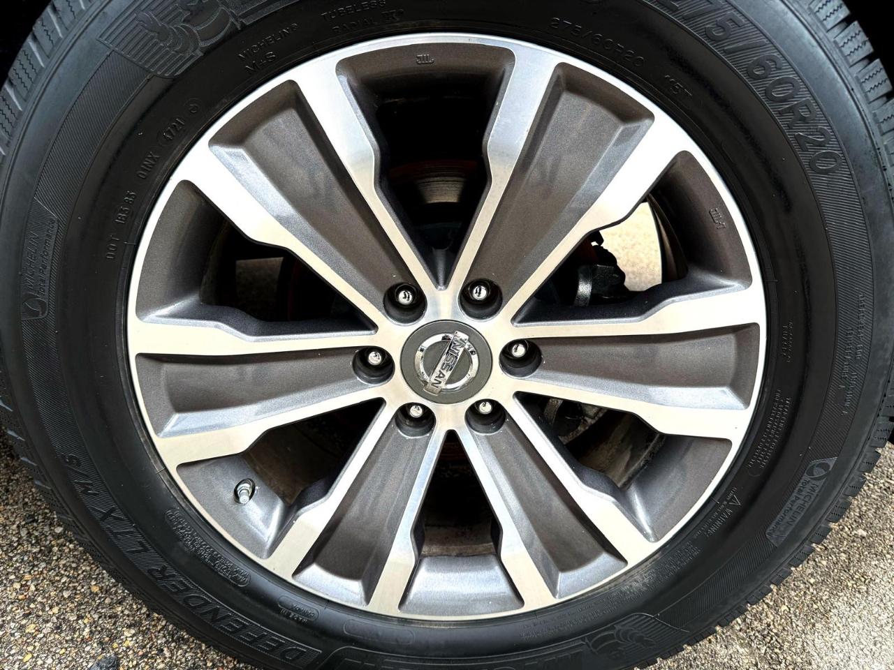 Nissan Titan 4x2 Crew Cab SL 2017