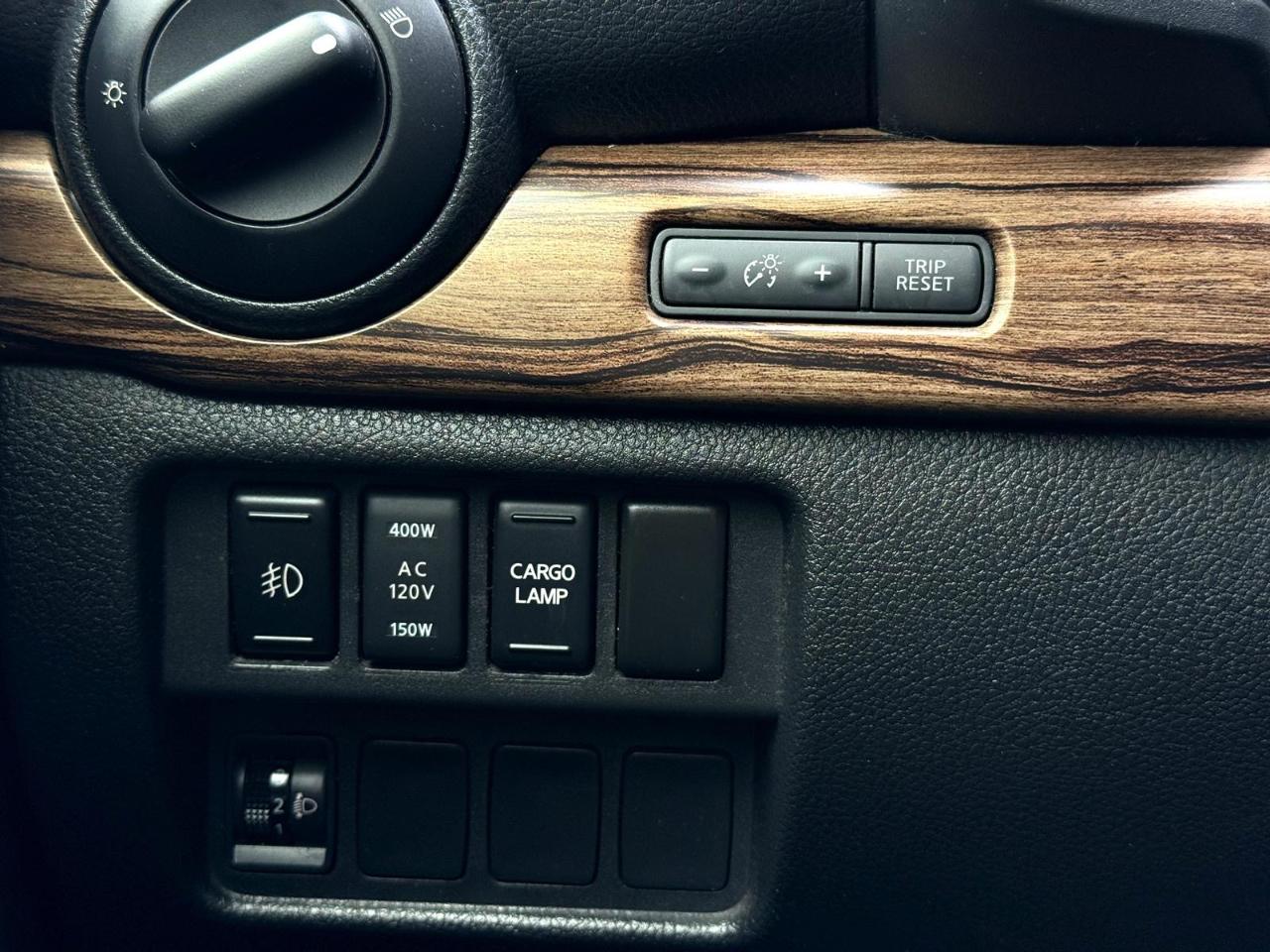 Nissan Titan 4x2 Crew Cab SL 2017