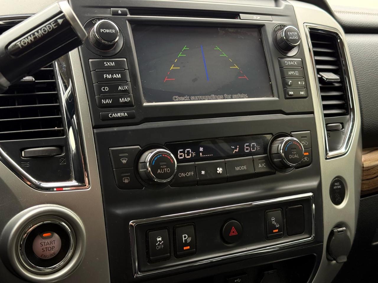 Nissan Titan 4x2 Crew Cab SL 2017