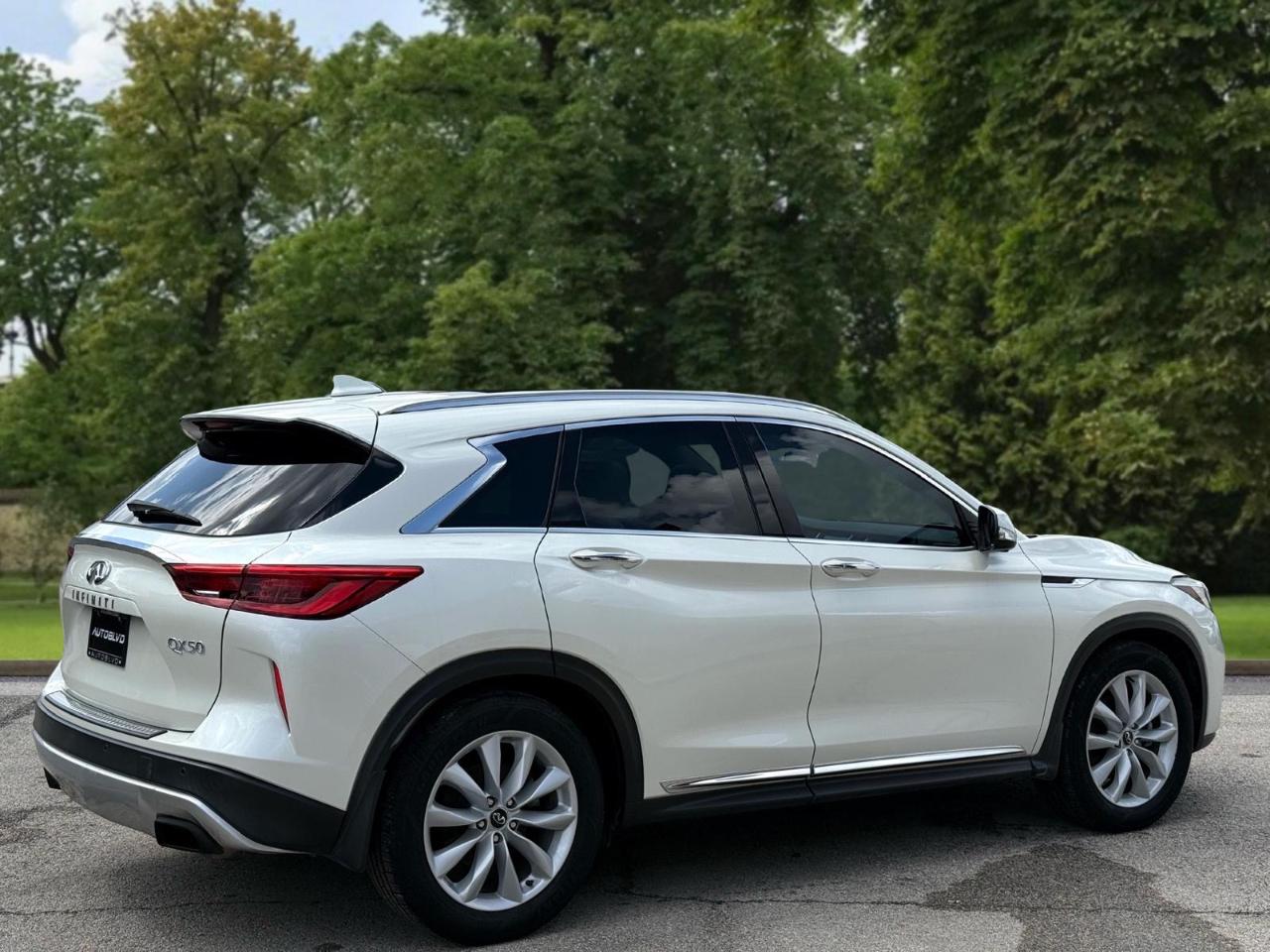 Infiniti QX50 ESSENTIAL FWD 2019