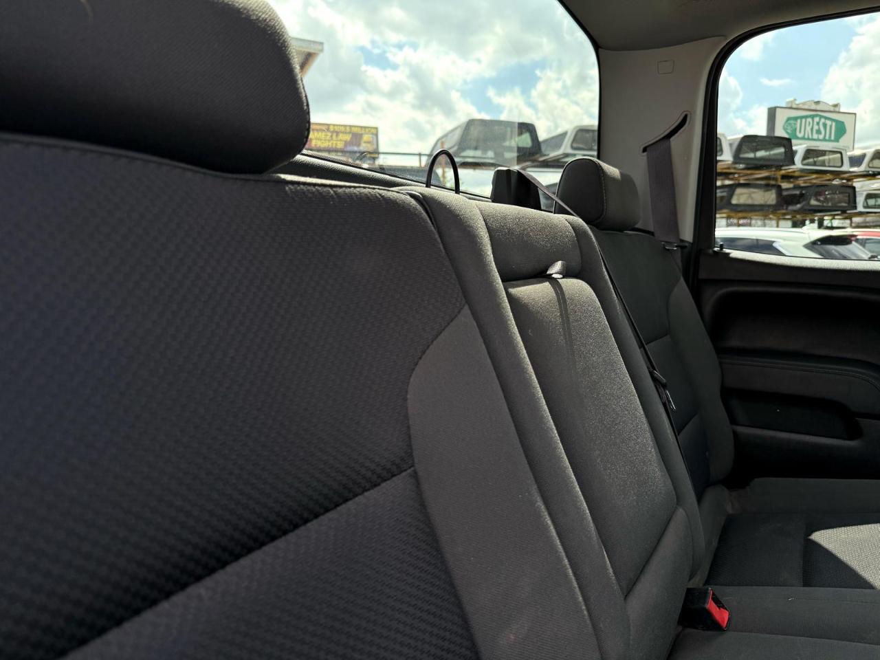 Chevrolet Silverado 1500 2WD Crew Cab 143.5" LT w/1LT 2015