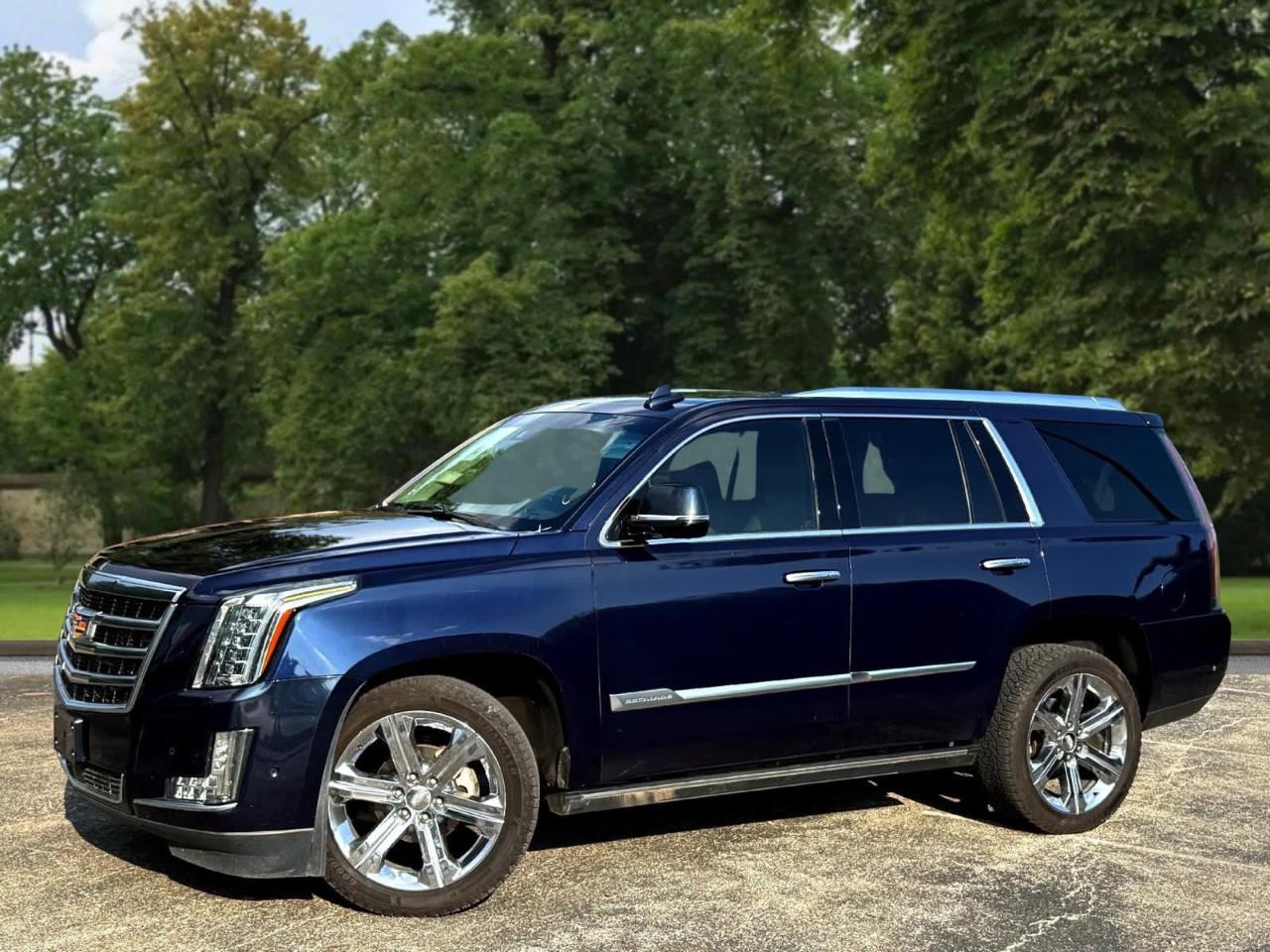Cadillac Escalade 4WD 4dr Premium Luxury 2018