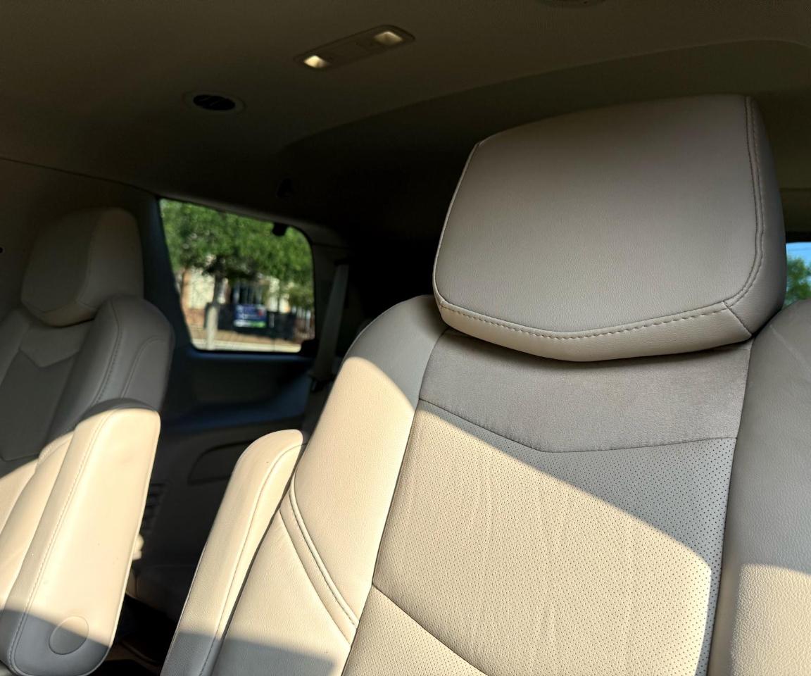 Cadillac Escalade 4WD 4dr Premium Luxury 2018