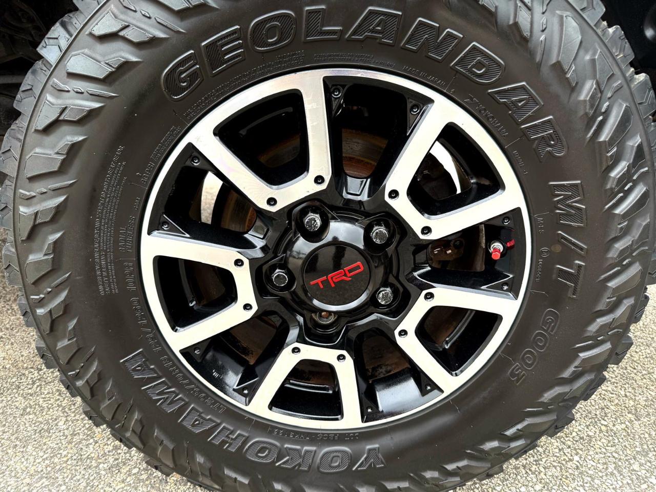 Toyota Tundra 4WD Truck CrewMax 5.7L FFV V8 6-Spd AT TRD Pro (Natl) 2016