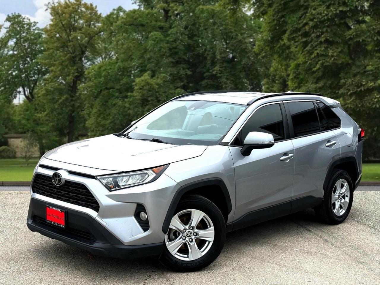 Toyota RAV4 XLE FWD (Natl) 2021