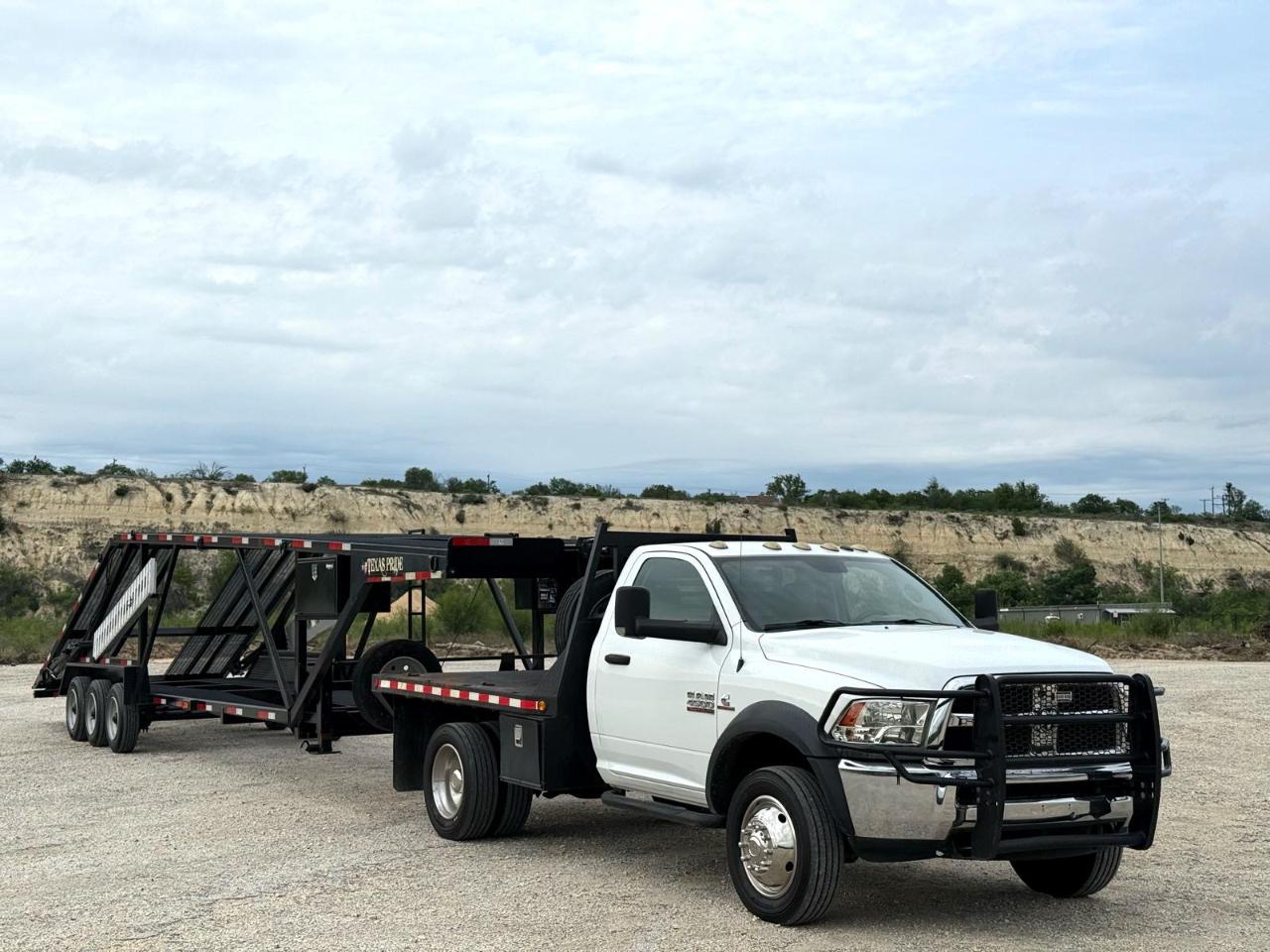 RAM 4500 2WD Reg Cab 144" WB 60" CA Tradesman 2016