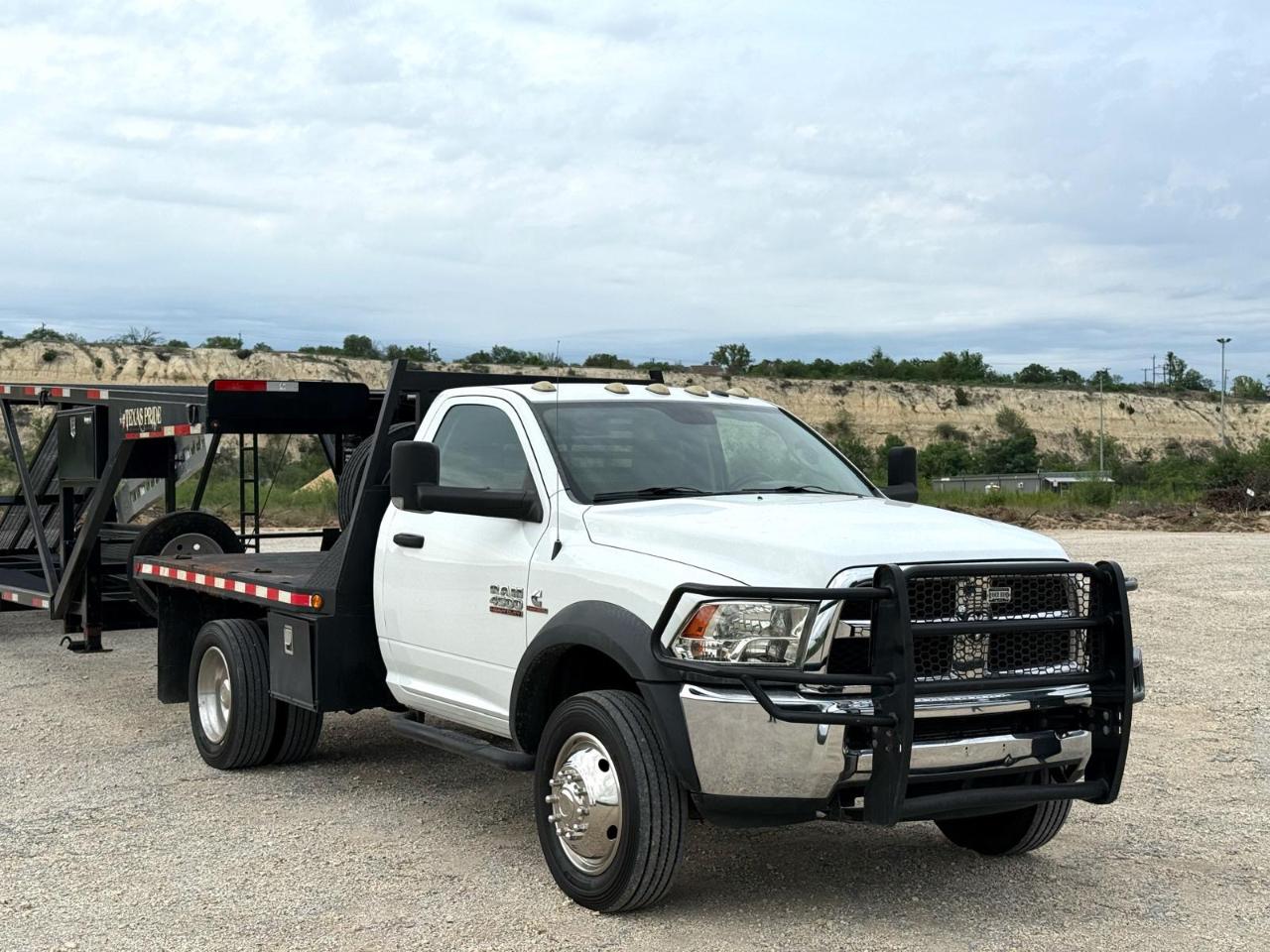 RAM 4500 2WD Reg Cab 144" WB 60" CA Tradesman 2016