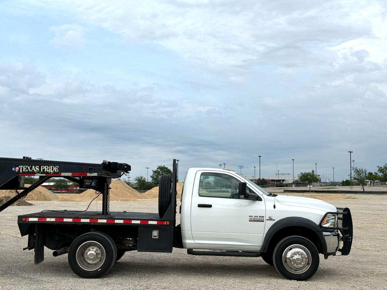 RAM 4500 2WD Reg Cab 144" WB 60" CA Tradesman 2016
