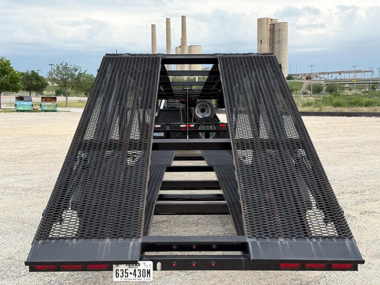 RAM 4500 2WD Reg Cab 144" WB 60" CA Tradesman 2016