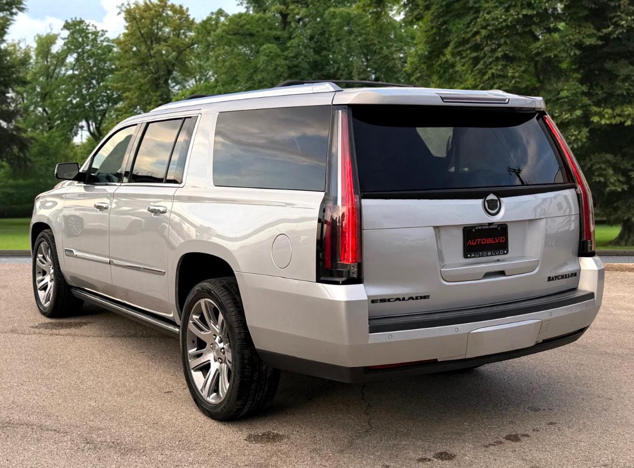 Cadillac Escalade ESV 4WD 4dr Premium 2015