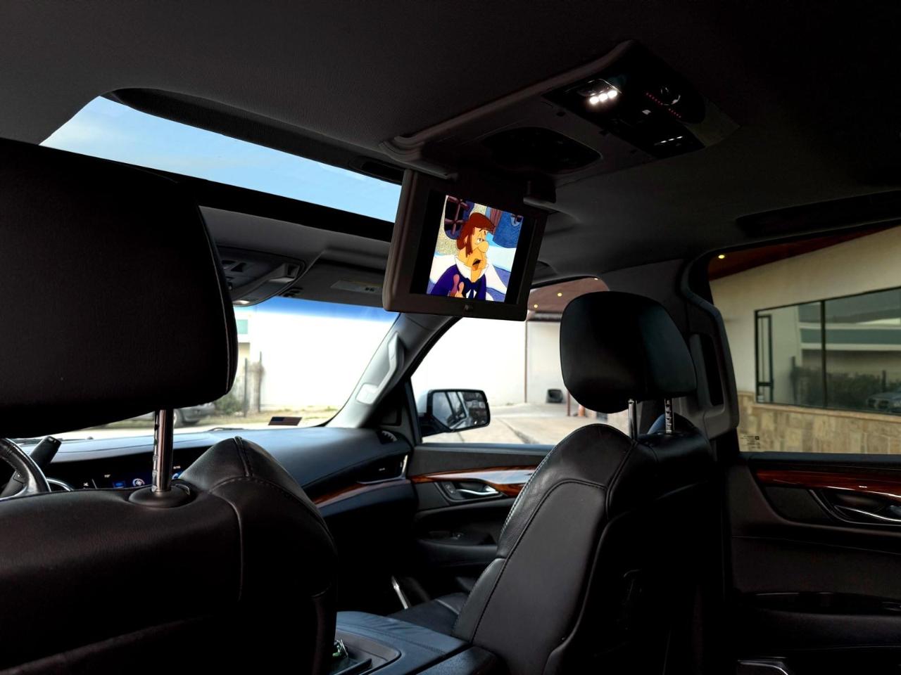 Cadillac Escalade ESV 4WD 4dr Premium 2015