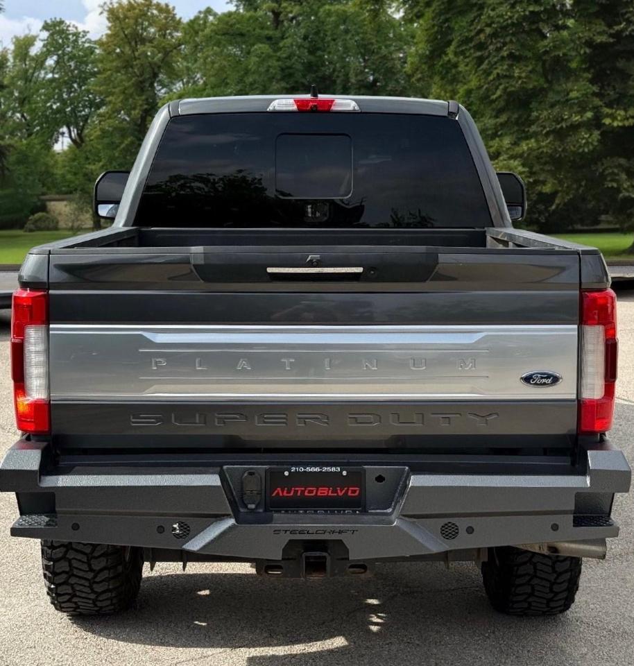 Ford Super Duty F-250 SRW Platinum 4WD Crew Cab 8' Box 2019