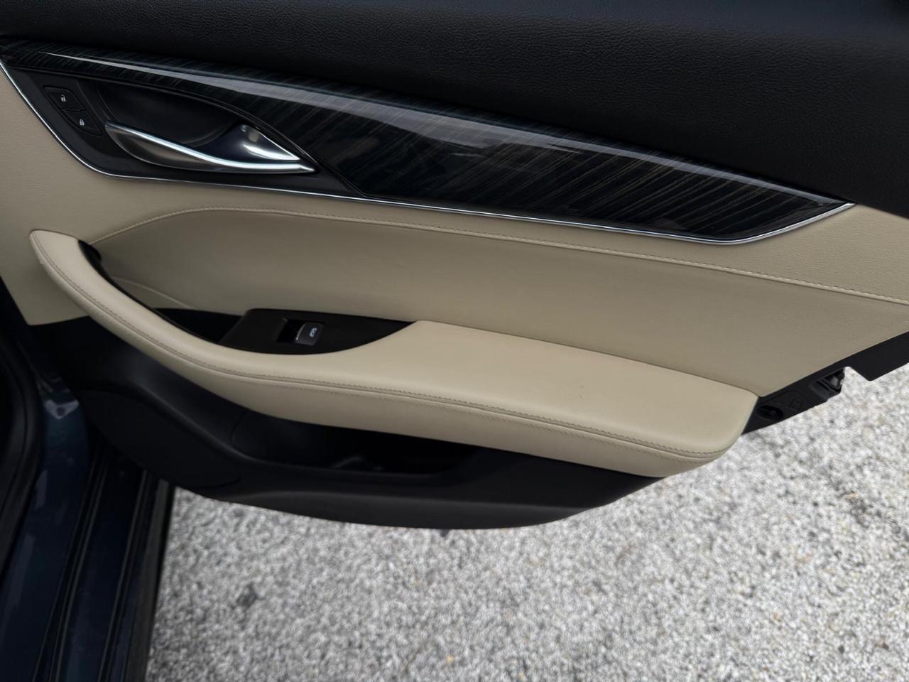 Cadillac CT5 4dr Sdn Premium Luxury 2021