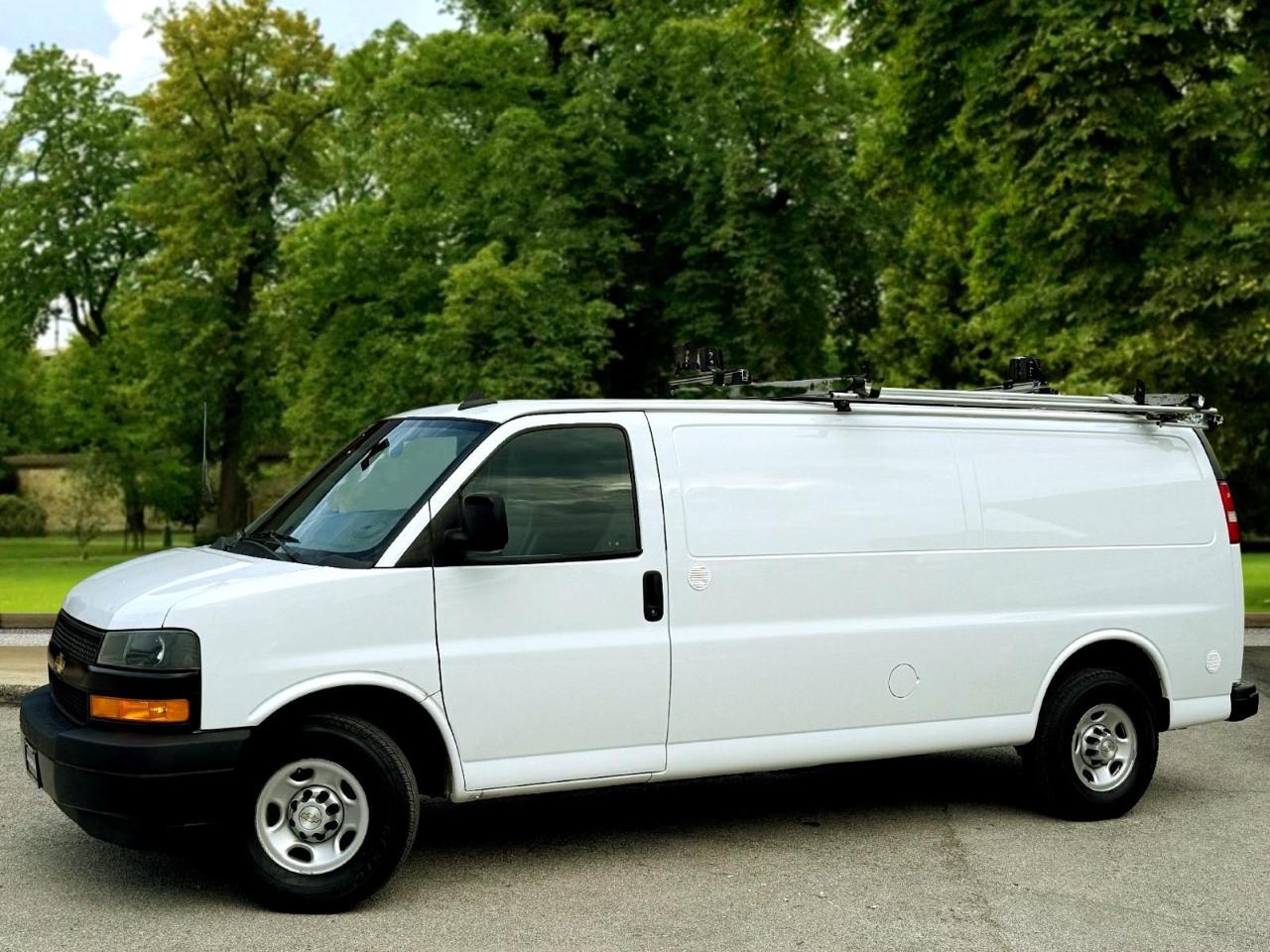 Chevrolet Express Cargo Van RWD 2500 155" 2021