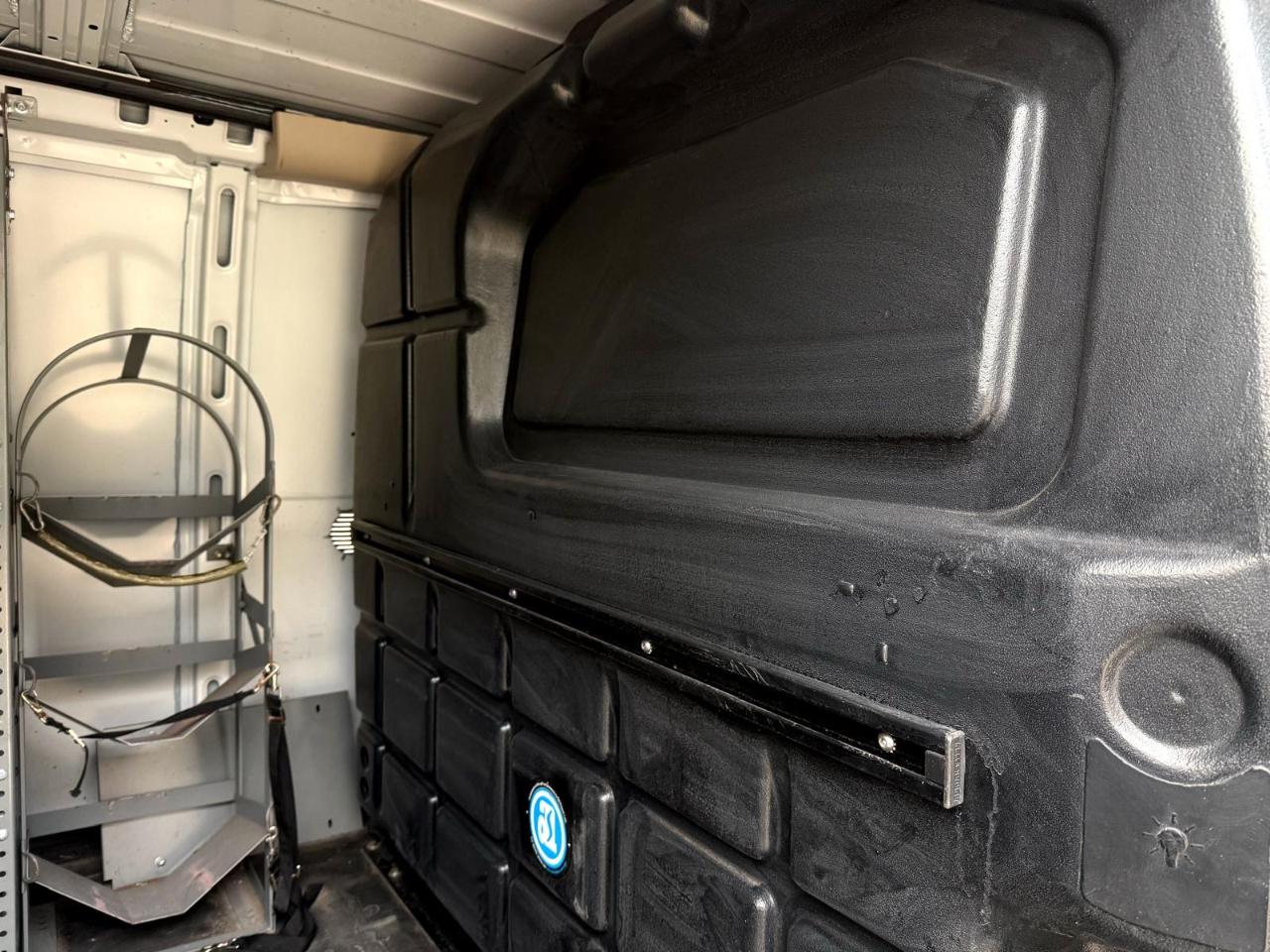 Chevrolet Express Cargo Van RWD 2500 155" 2021
