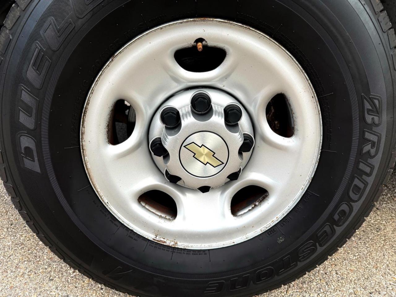 Chevrolet Express Cargo Van RWD 2500 155" 2021