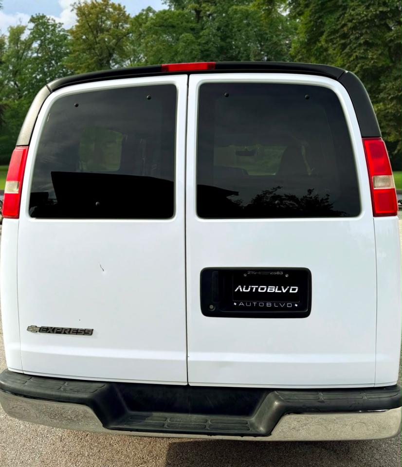 Chevrolet Express 3500  2017