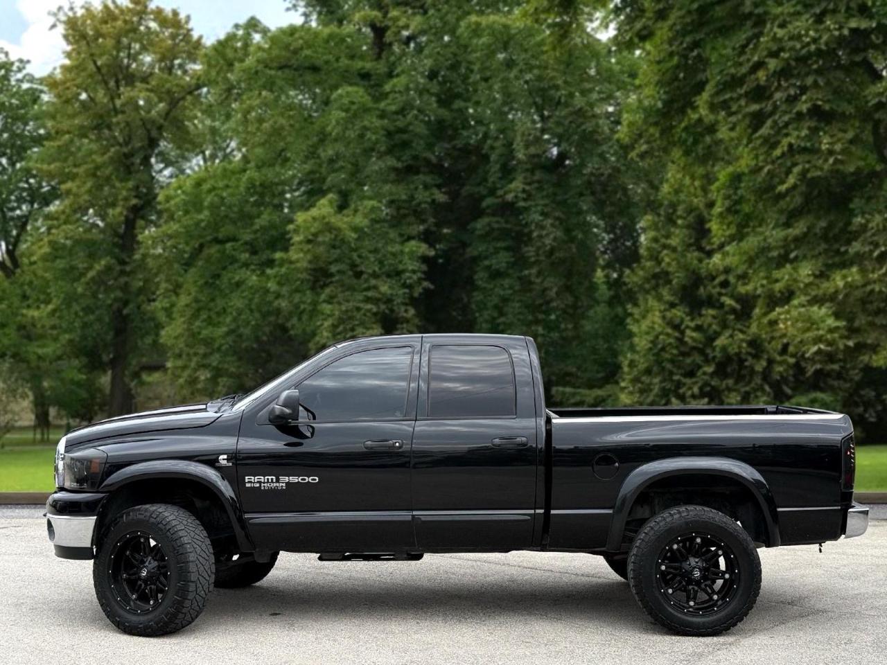 Dodge Ram 3500 4dr Quad Cab 140.5 SRW 4WD SLT 2006