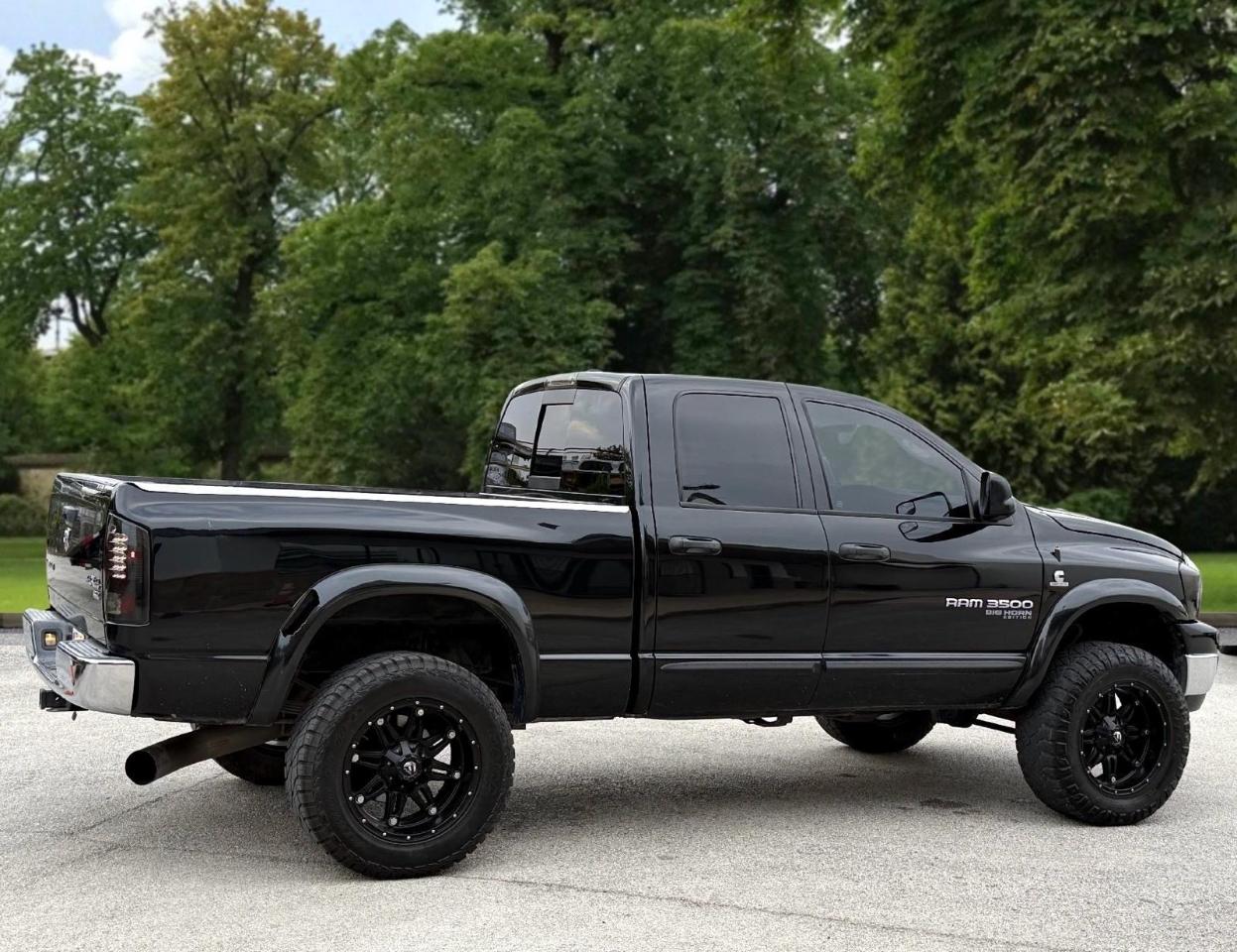 Dodge Ram 3500 4dr Quad Cab 140.5 SRW 4WD SLT 2006