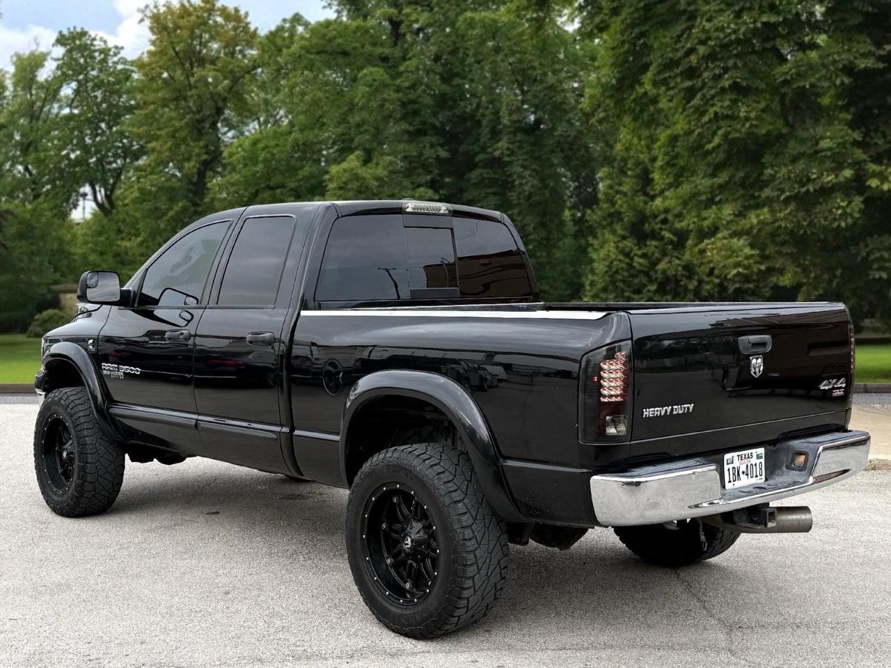Dodge Ram 3500 4dr Quad Cab 140.5 SRW 4WD SLT 2006
