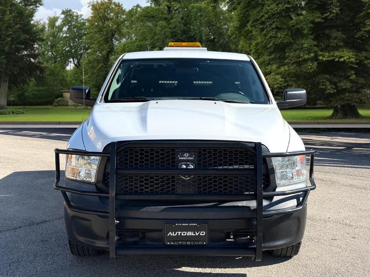 RAM 1500 Tradesman 4x4 Quad Cab 6'4" Box 2018