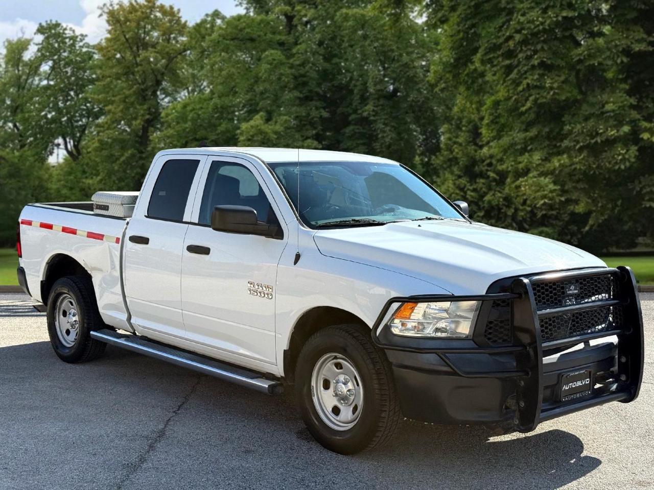 RAM 1500 Tradesman 4x4 Quad Cab 6'4" Box 2018
