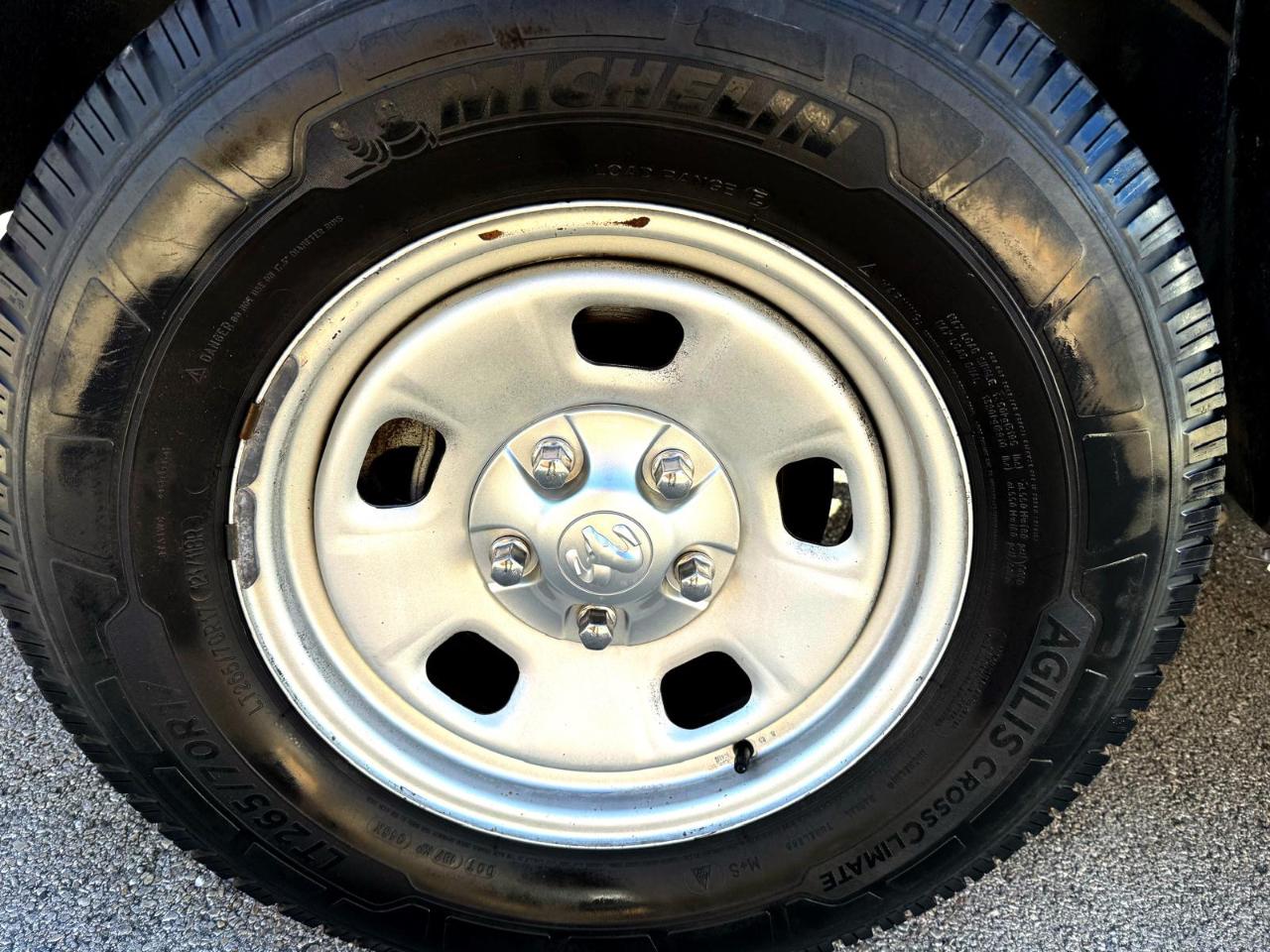 RAM 1500 Tradesman 4x4 Quad Cab 6'4" Box 2018