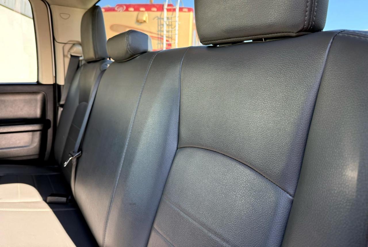RAM 1500 Tradesman 4x4 Quad Cab 6'4" Box 2018