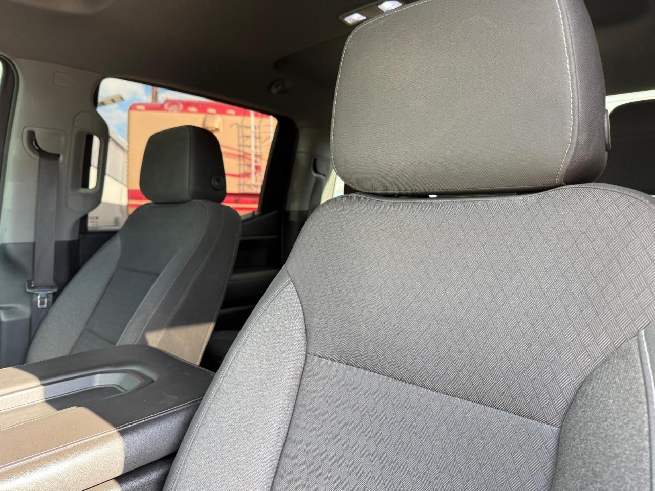 GMC Sierra 1500 2WD Crew Cab 147" SLE 2020