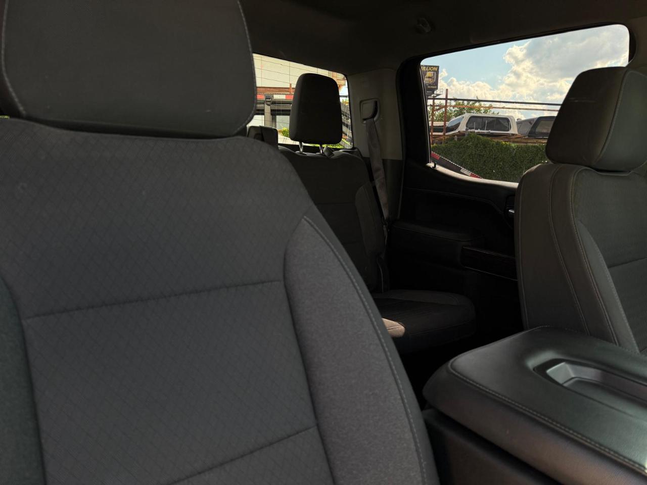 GMC Sierra 1500 2WD Crew Cab 147" SLE 2020