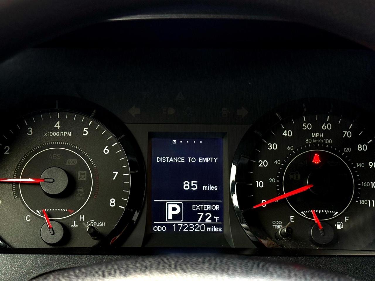 Toyota Sienna 5dr 8-Pass Van LE FWD (Natl) 2015