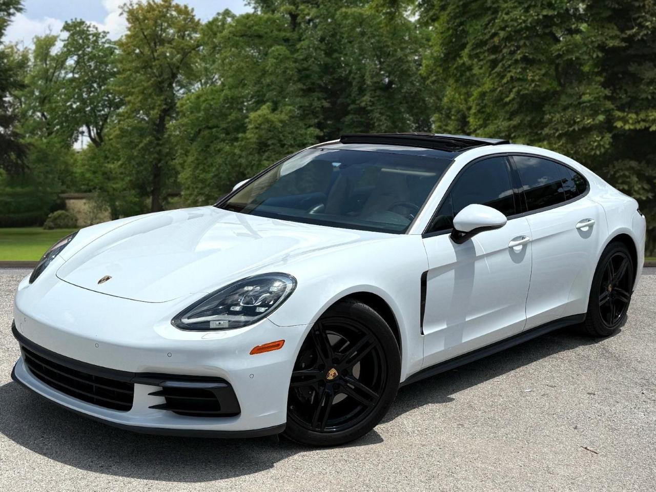 Porsche Panamera RWD 2018