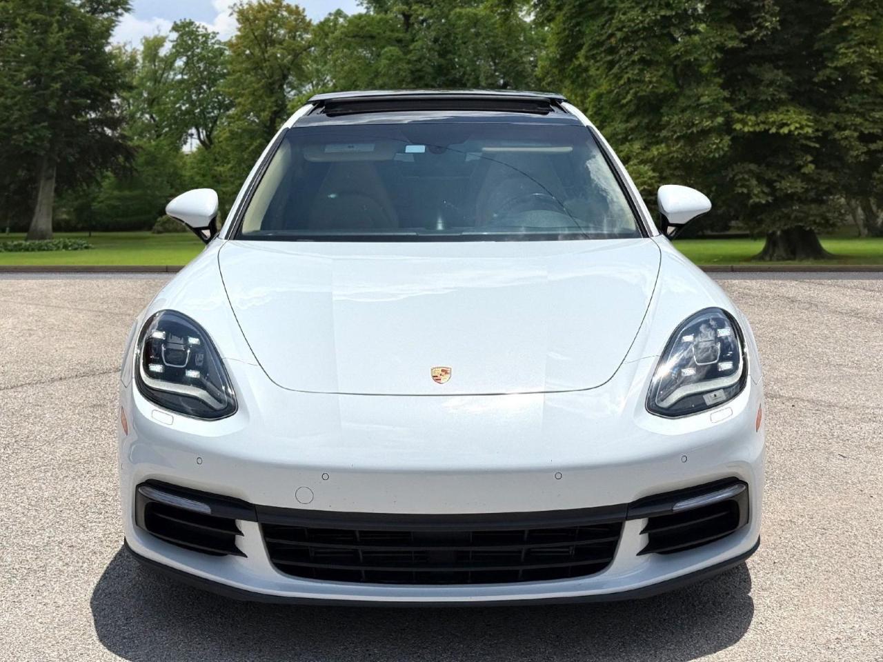 Porsche Panamera RWD 2018