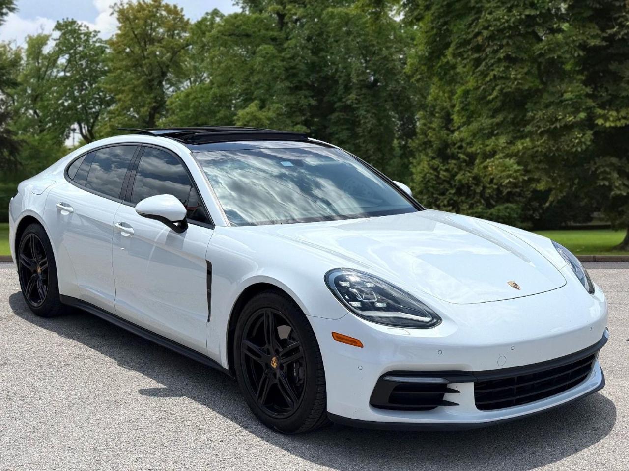 Porsche Panamera RWD 2018