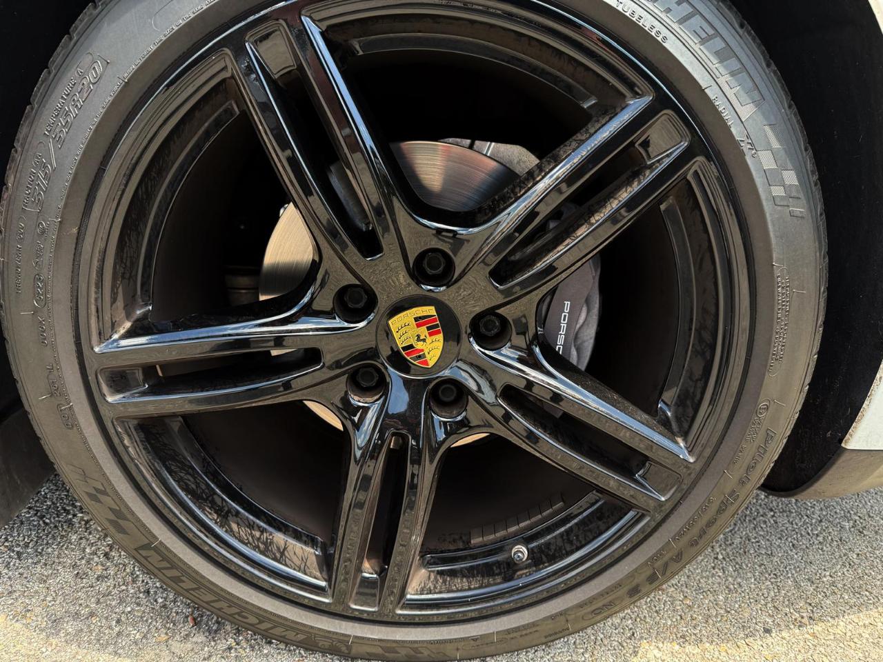 Porsche Panamera RWD 2018