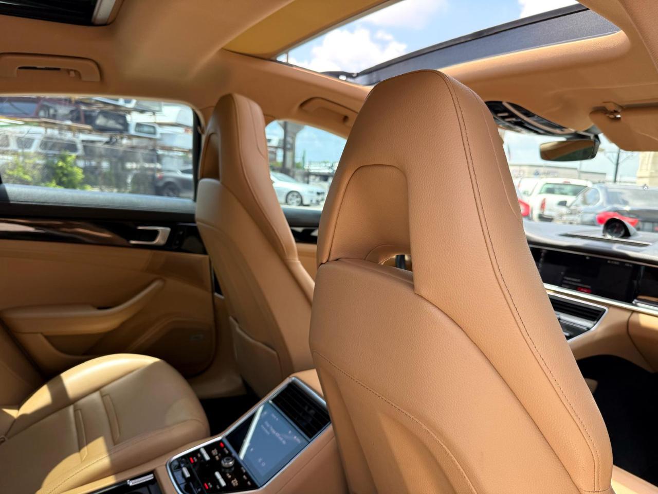 Porsche Panamera RWD 2018