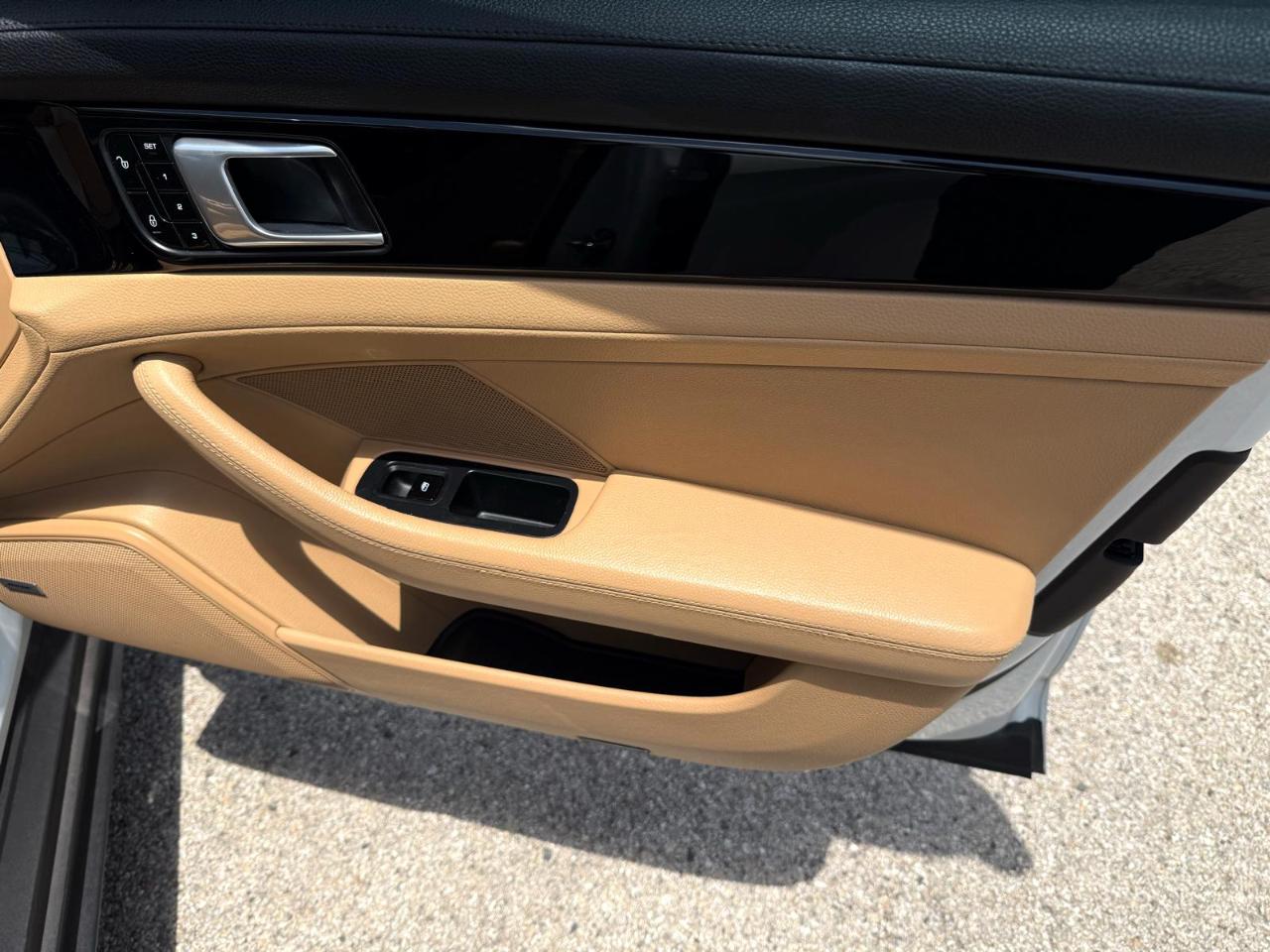 Porsche Panamera RWD 2018