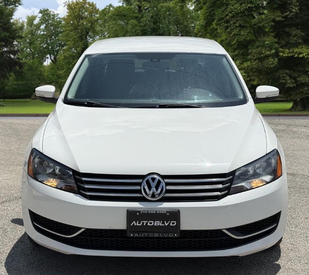 Volkswagen Passat 4dr Sdn 1.8T Auto S 2015