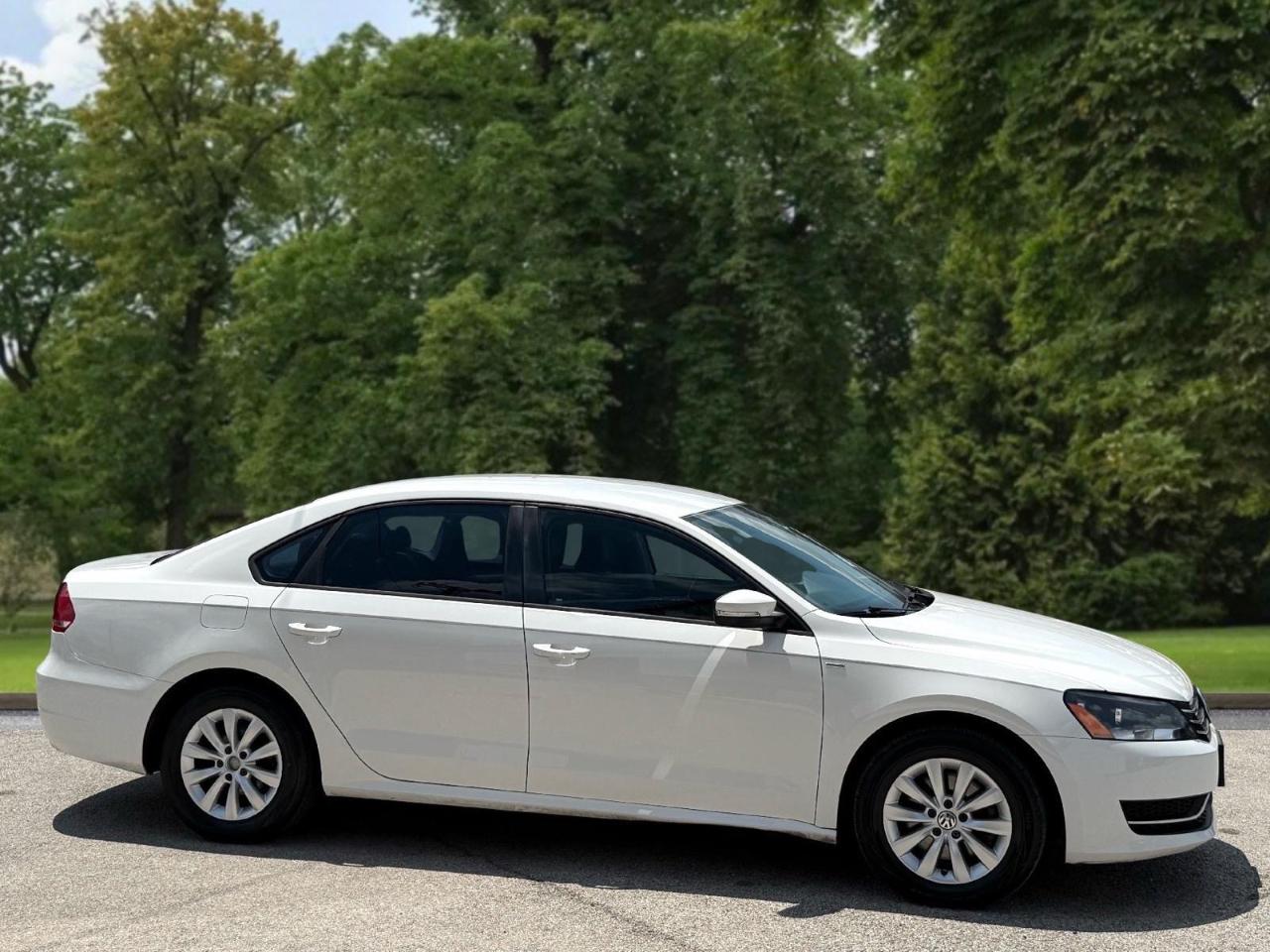 Volkswagen Passat 4dr Sdn 1.8T Auto S 2015