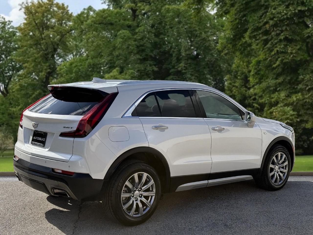 Cadillac XT4 FWD 4dr Premium Luxury 2020
