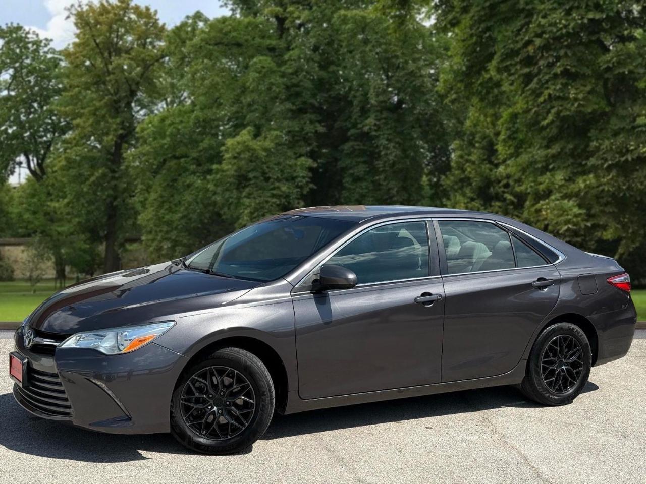 Toyota Camry 4dr Sdn I4 Auto SE w/Special Edition Pkg (Natl) 2016