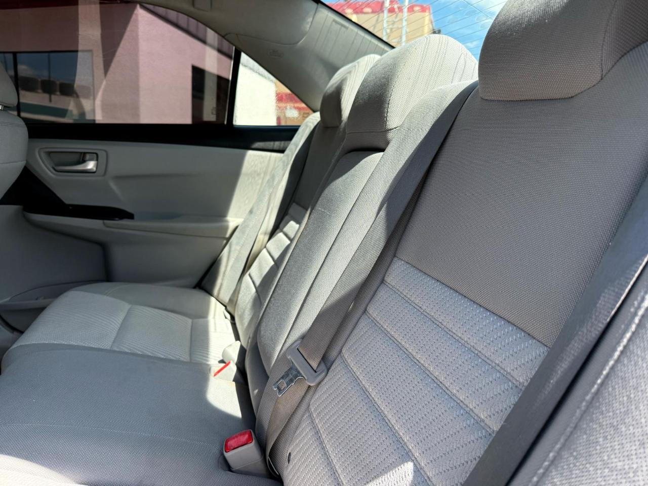Toyota Camry 4dr Sdn I4 Auto SE w/Special Edition Pkg (Natl) 2016
