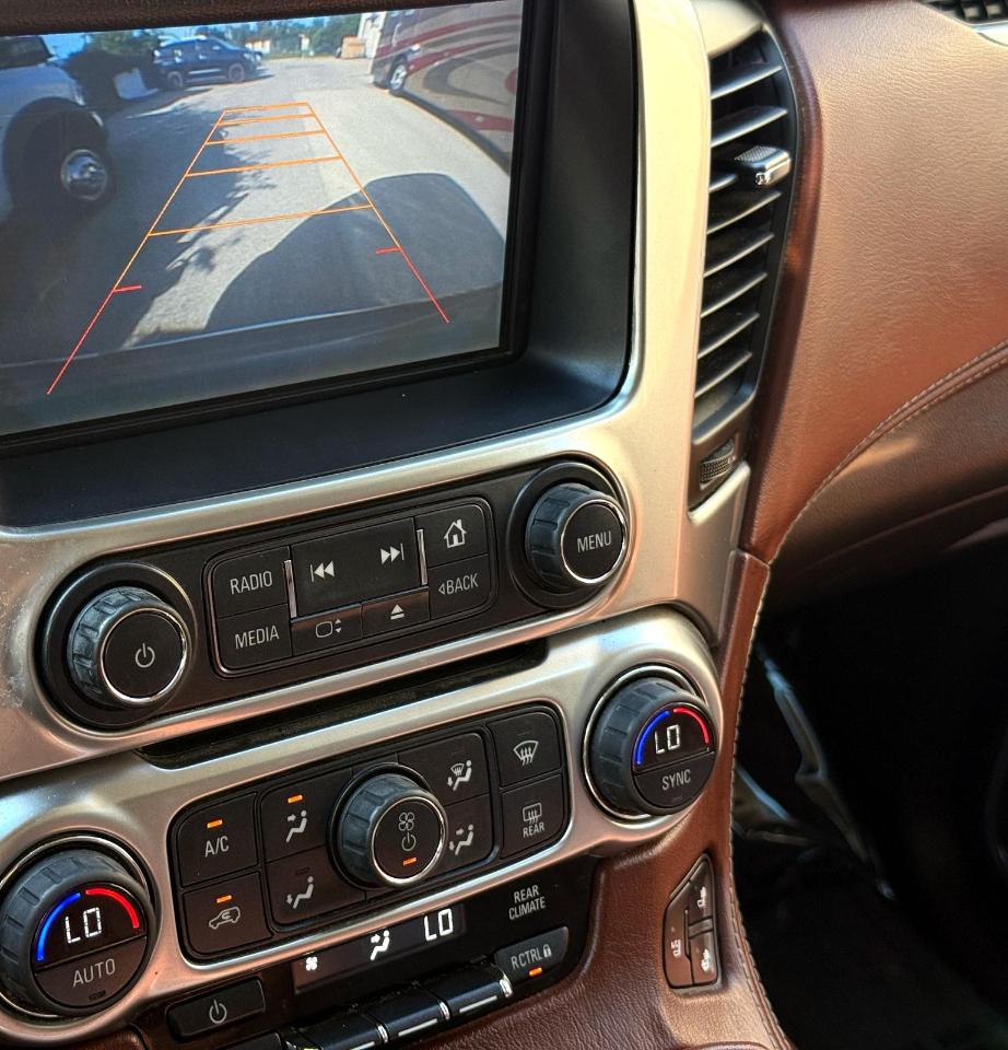 Chevrolet Suburban 4WD 4dr LTZ 2015