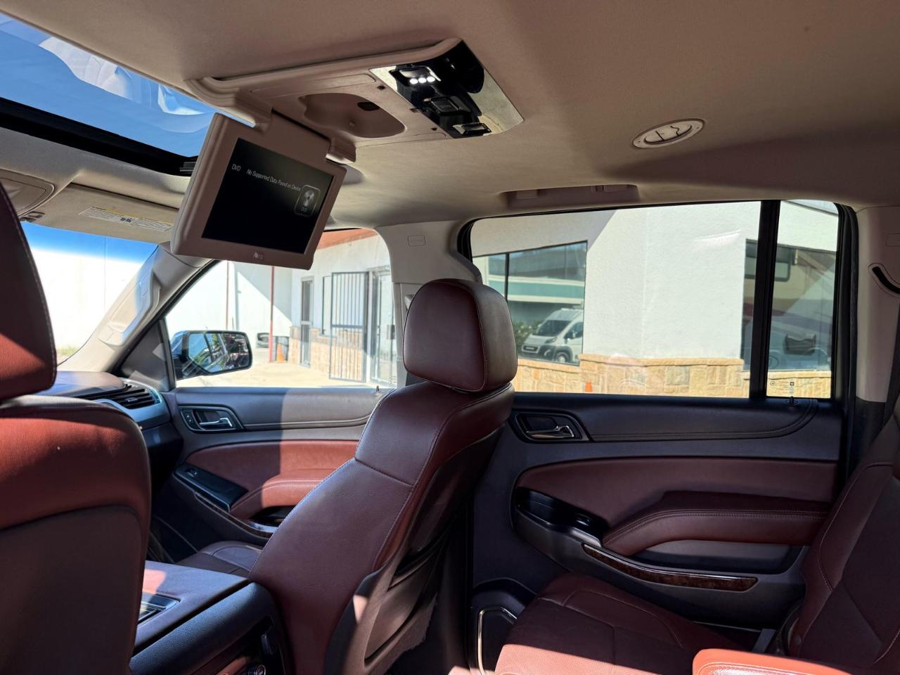 Chevrolet Suburban 4WD 4dr LTZ 2015