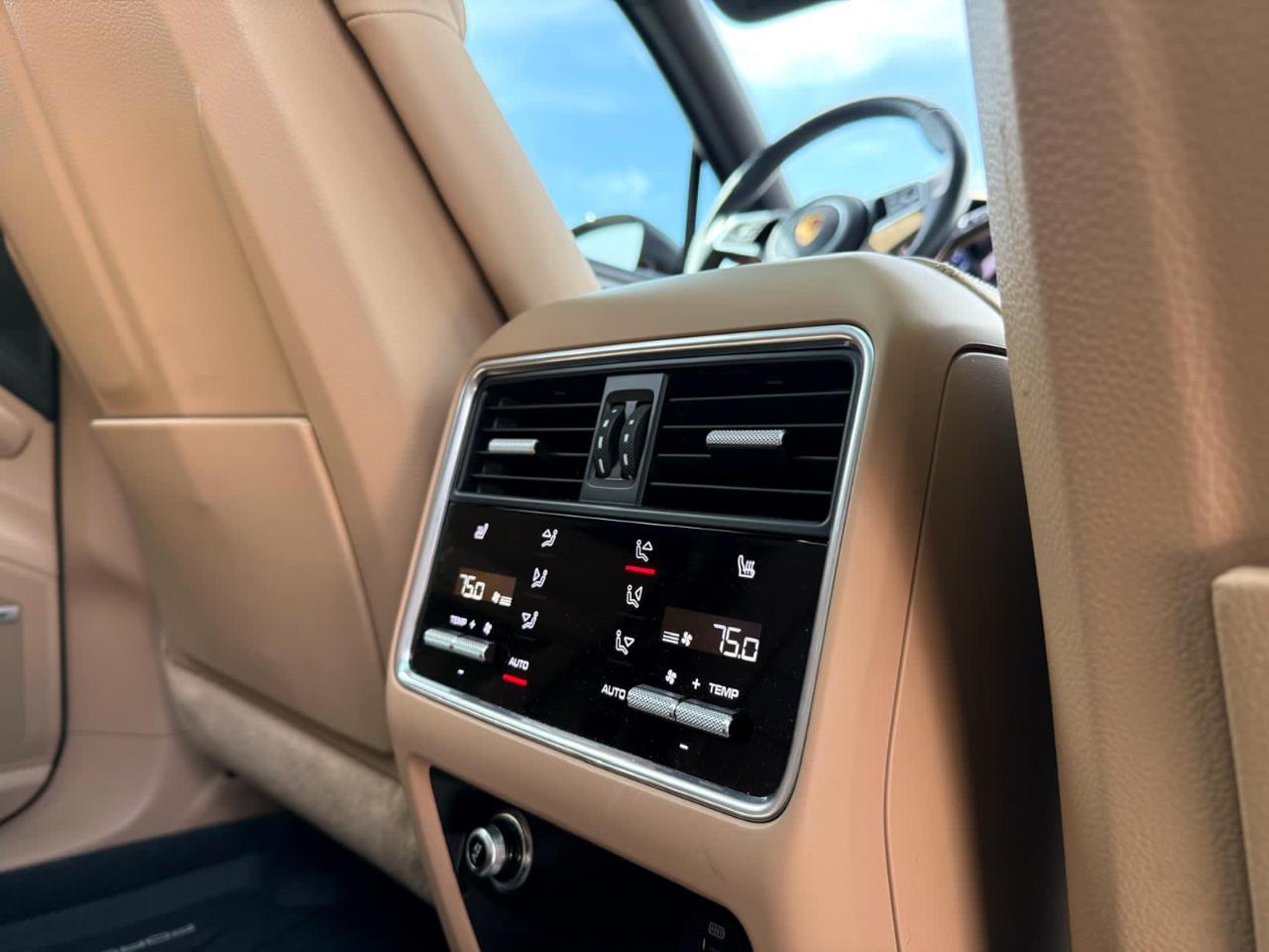Porsche Cayenne AWD 2019