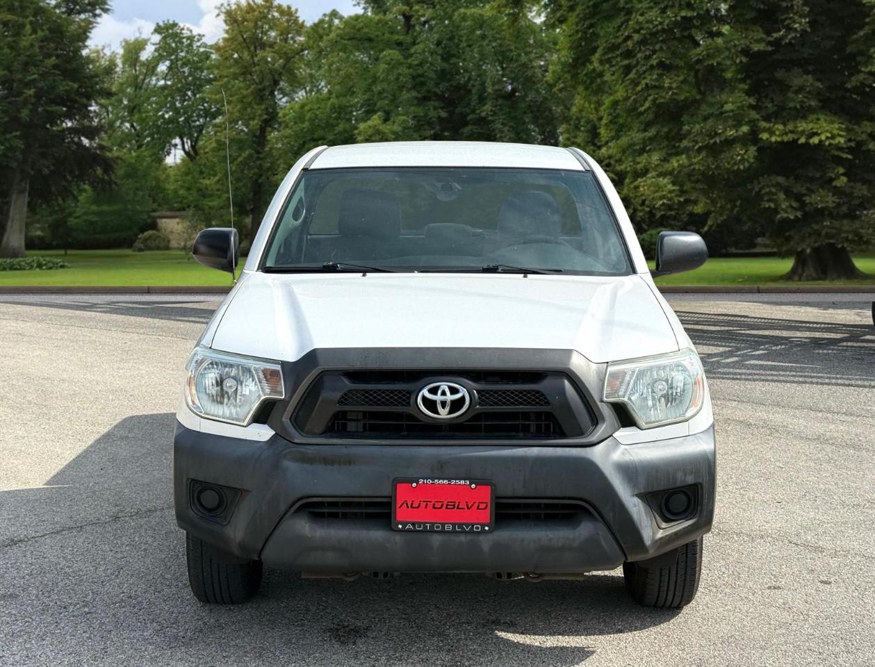 Toyota Tacoma 2WD Reg Cab I4 MT (Natl) 2013