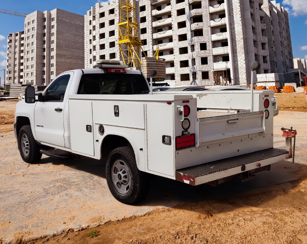 Chevrolet Silverado 2500HD Built After Aug 14 2WD Reg Cab 133.6" Work Truck 2015