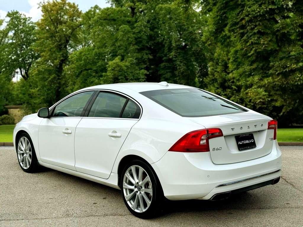 Volvo S60 T5 FWD Inscription Platinum 2018