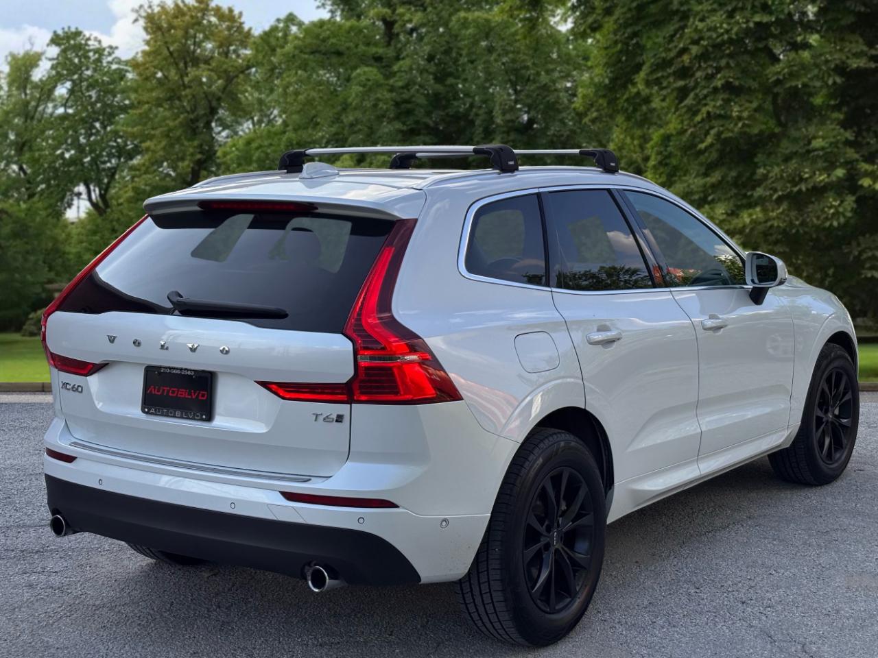Volvo XC60 T6 AWD Momentum 2018