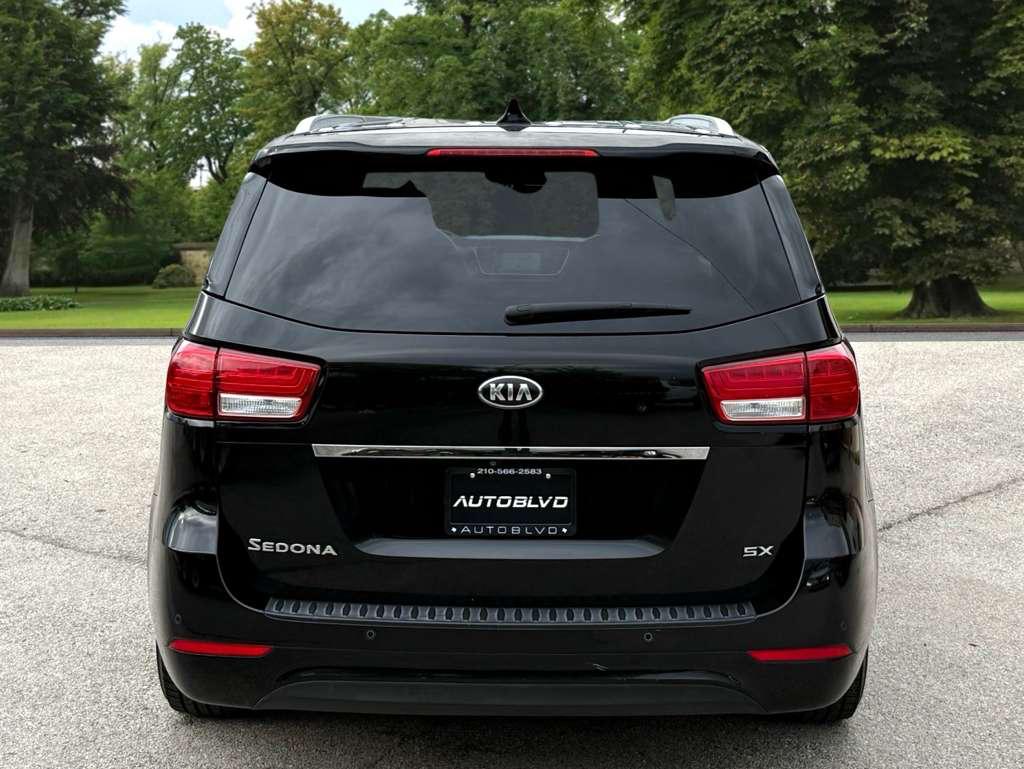Kia Sedona 4dr Wgn SX 2015